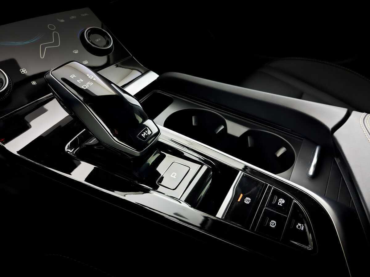 Купить FAW Bestune B70, 2023, 19 658 км, фото №25