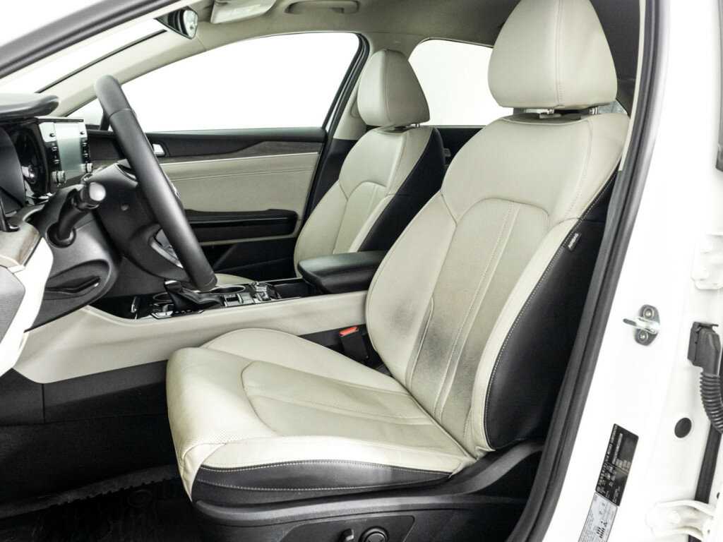 Купить Kia K5, 2021, 106 021 км, фото №17