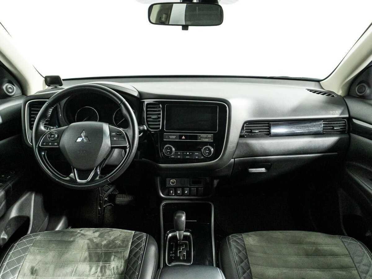 Купить Mitsubishi Outlander, 2019, 69 248 км, фото №13