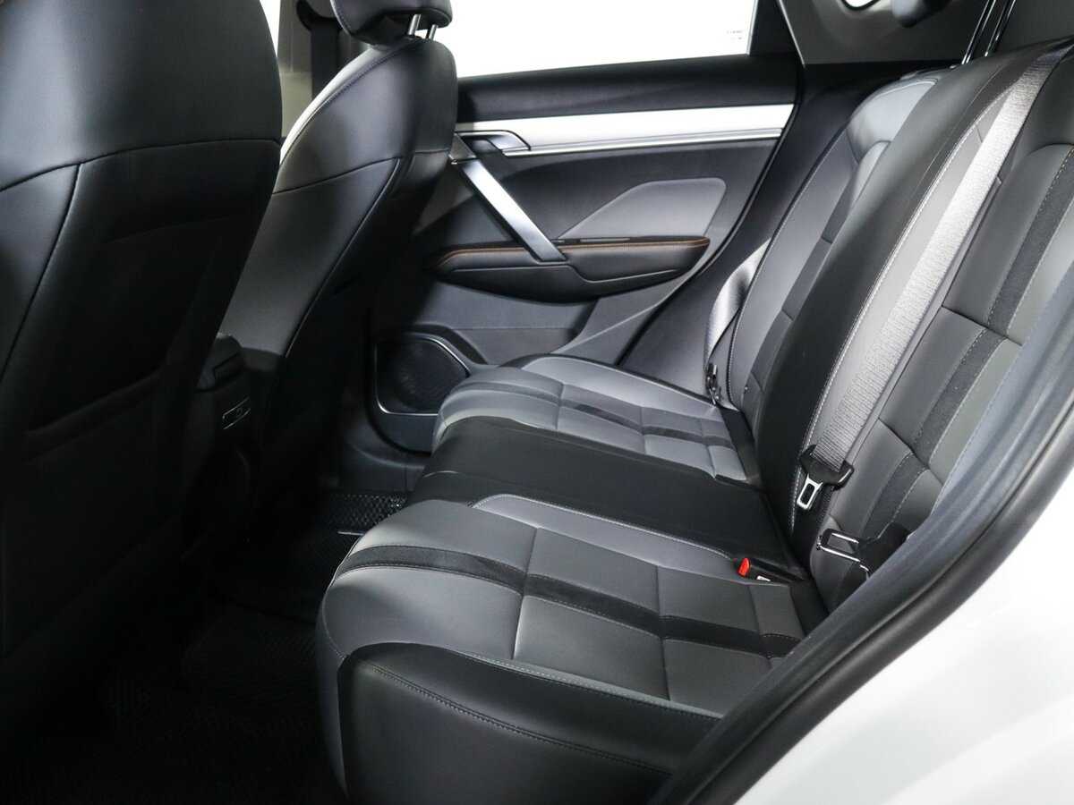 Купить Geely Coolray, 2023, 4 880 км, фото №7