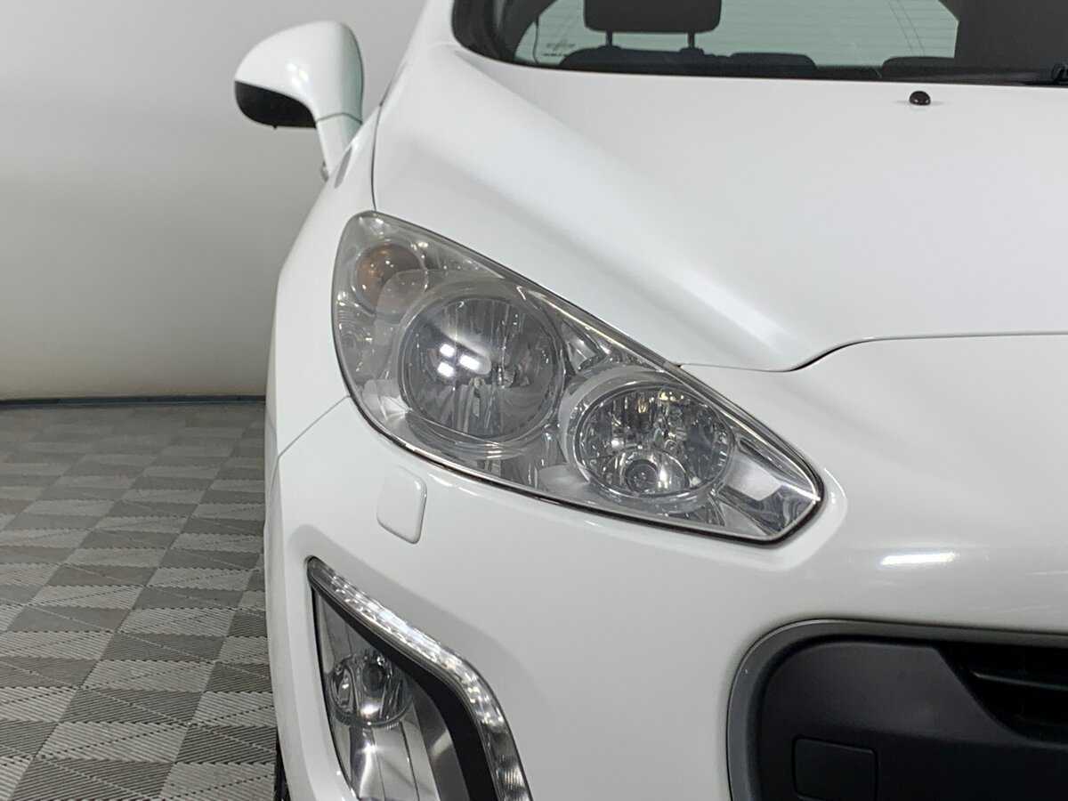 Купить Peugeot 308, 2012, 144 672 км, фото №10