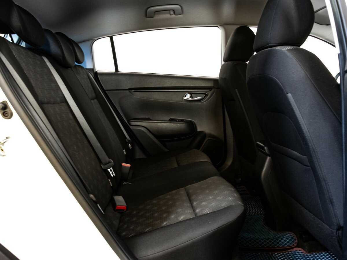 Купить Kia Rio X-Line, 2018, 83 940 км, фото №15