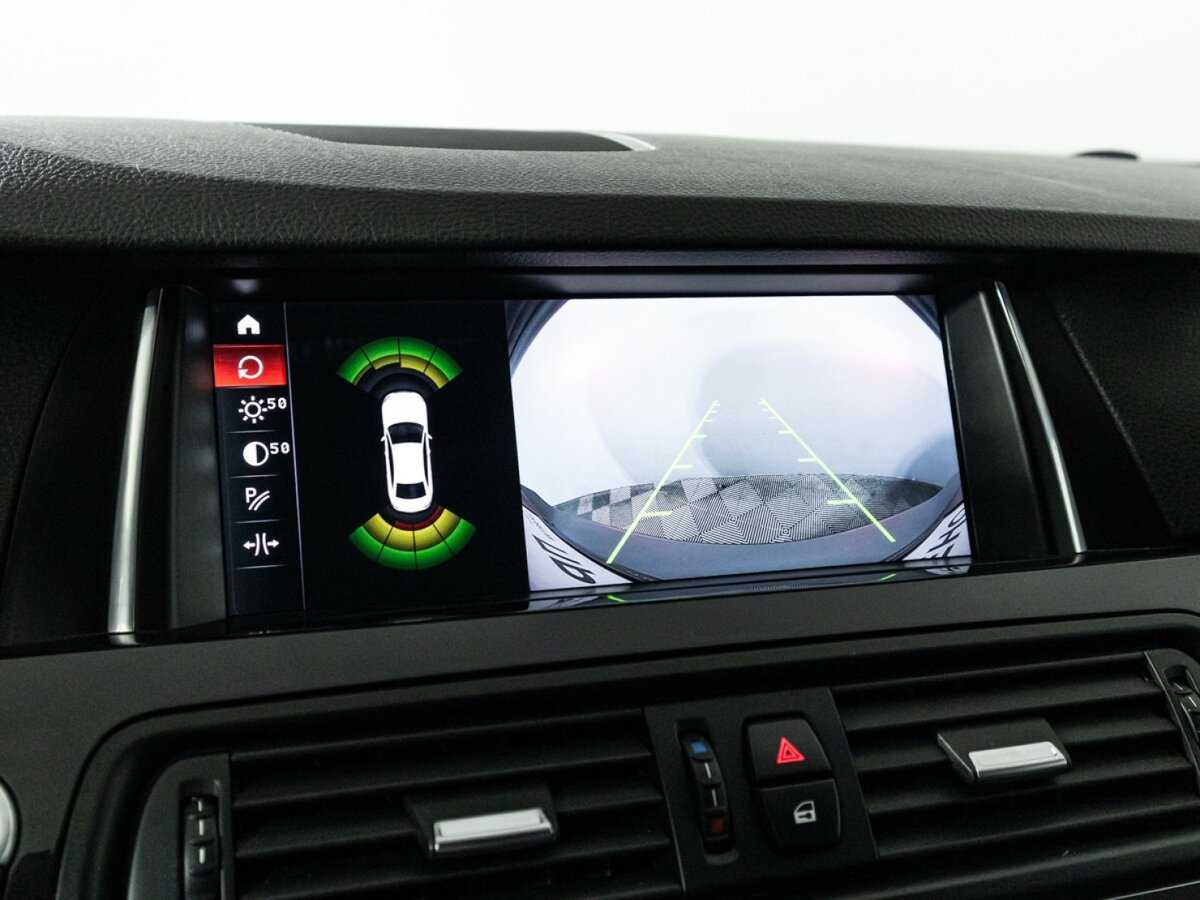 Купить BMW 5 серии 520i, 2014, 125 216 км, фото №17