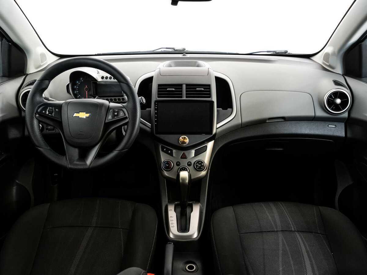 Купить Chevrolet Aveo, 2013, 246 800 км, фото №10