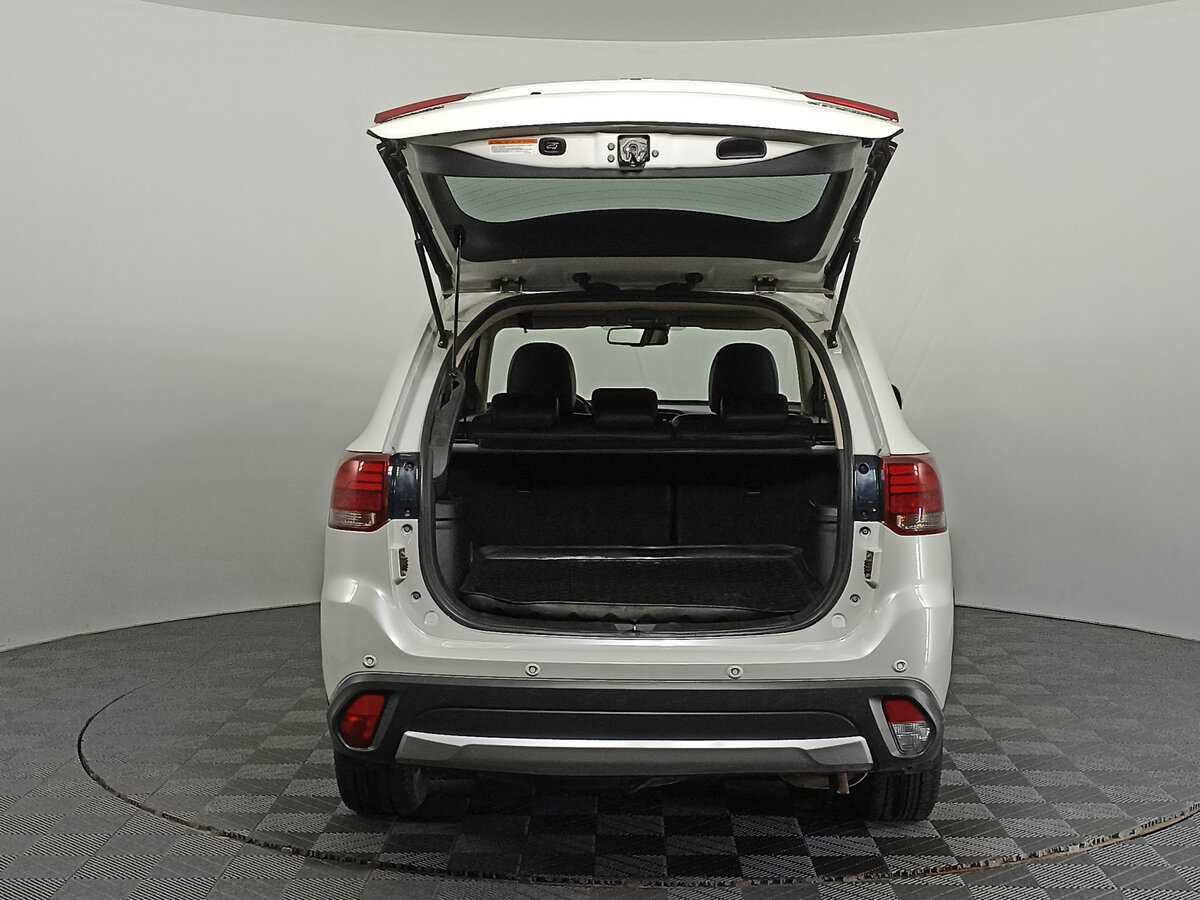 Купить Mitsubishi Outlander, 2017, 188 467 км, фото №8