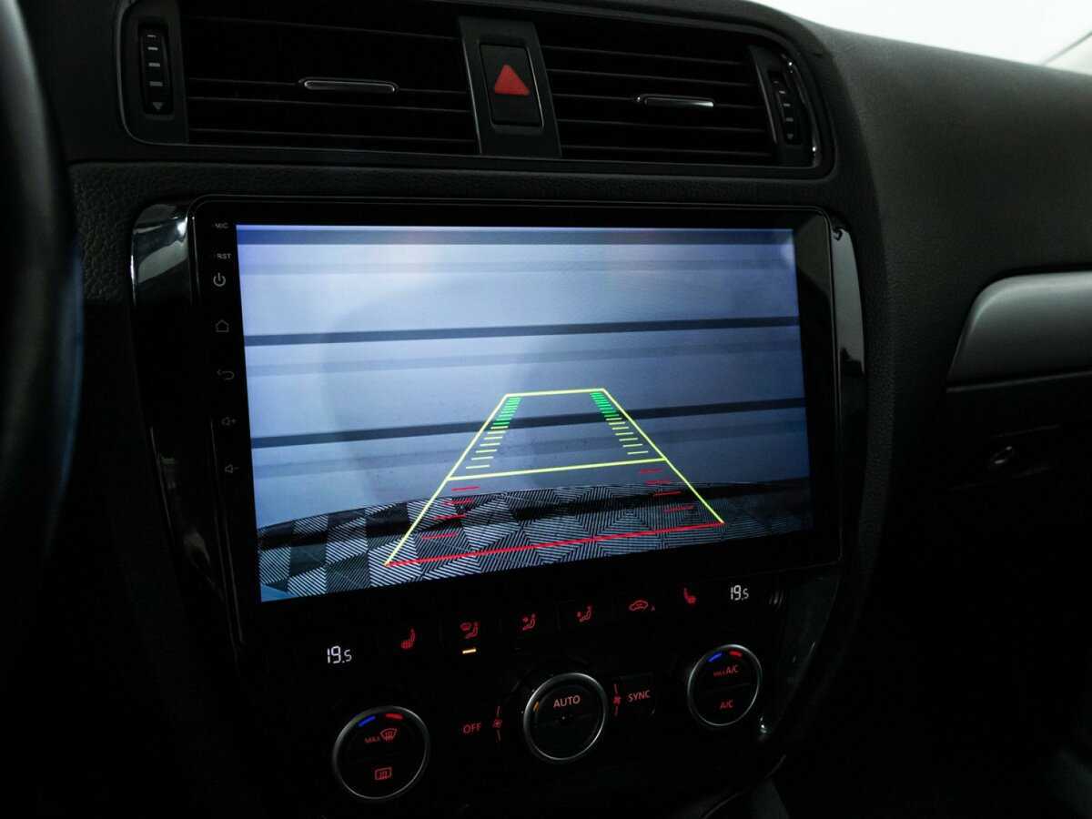 Купить Volkswagen Jetta, 2012, 230 832 км, фото №16