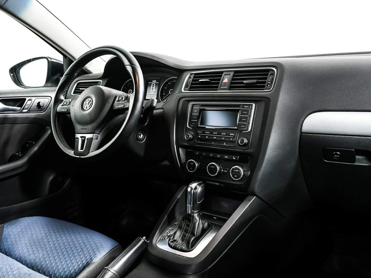 Купить Volkswagen Jetta, 2013, 74 271 км, фото №9