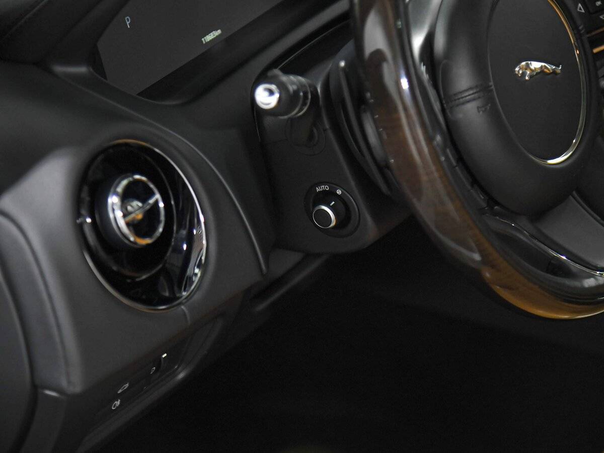 Купить Jaguar XJ, 2016, 118 568 км, фото №8
