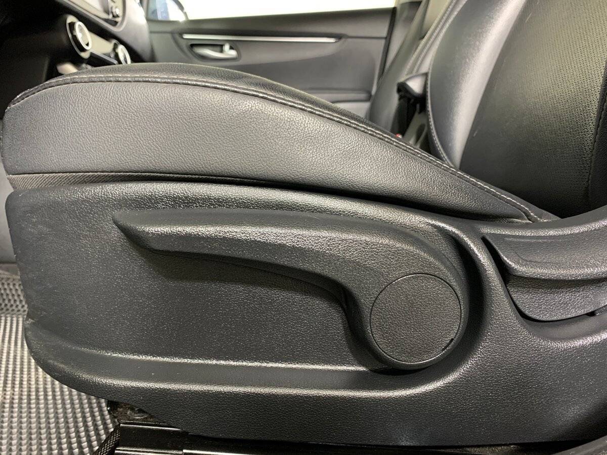 Купить Kia Rio X-Line, 2019, 74 145 км, фото №16