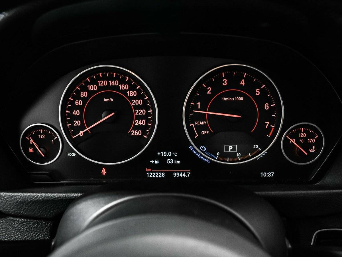 Купить BMW 3 серии 320i xDrive, 2016, 122 000 км, фото №10