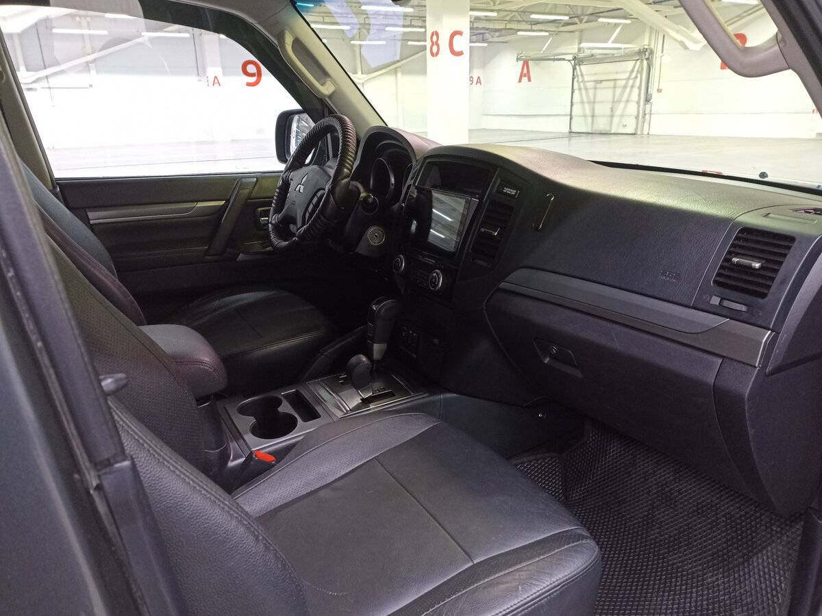 Купить Mitsubishi Pajero, 2012, 208 273 км, фото №11