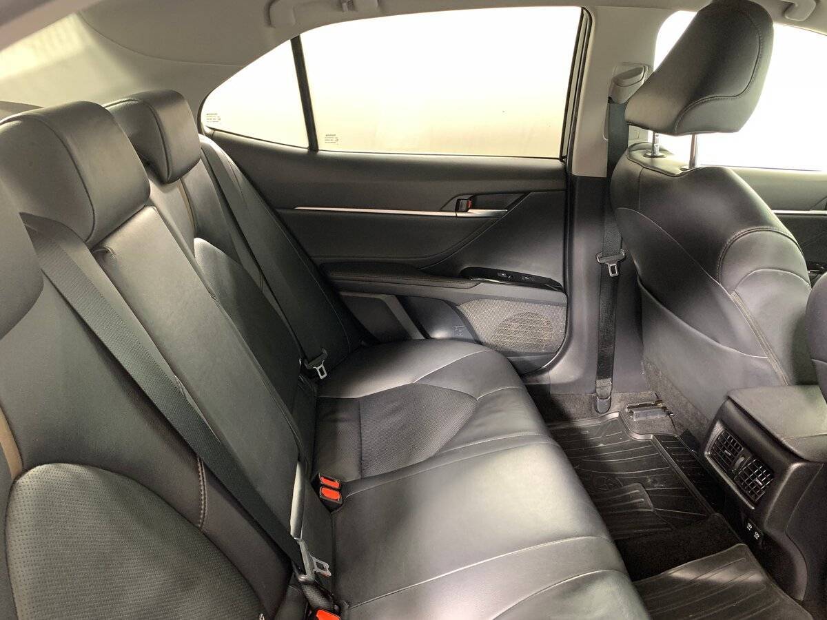 Купить Toyota Camry, 2018, 129 654 км, фото №17