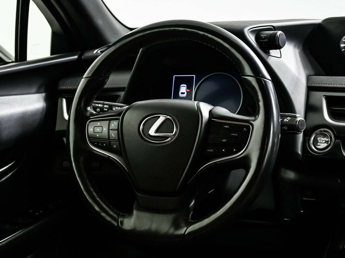 Купить Lexus UX 200, 2019, 84 000 км, фото №16