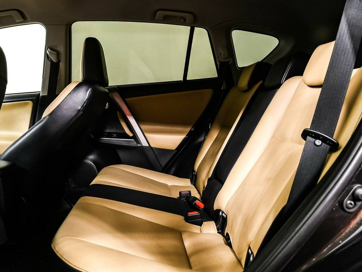 Купить Toyota RAV4, 2015, 129 569 км, фото №12