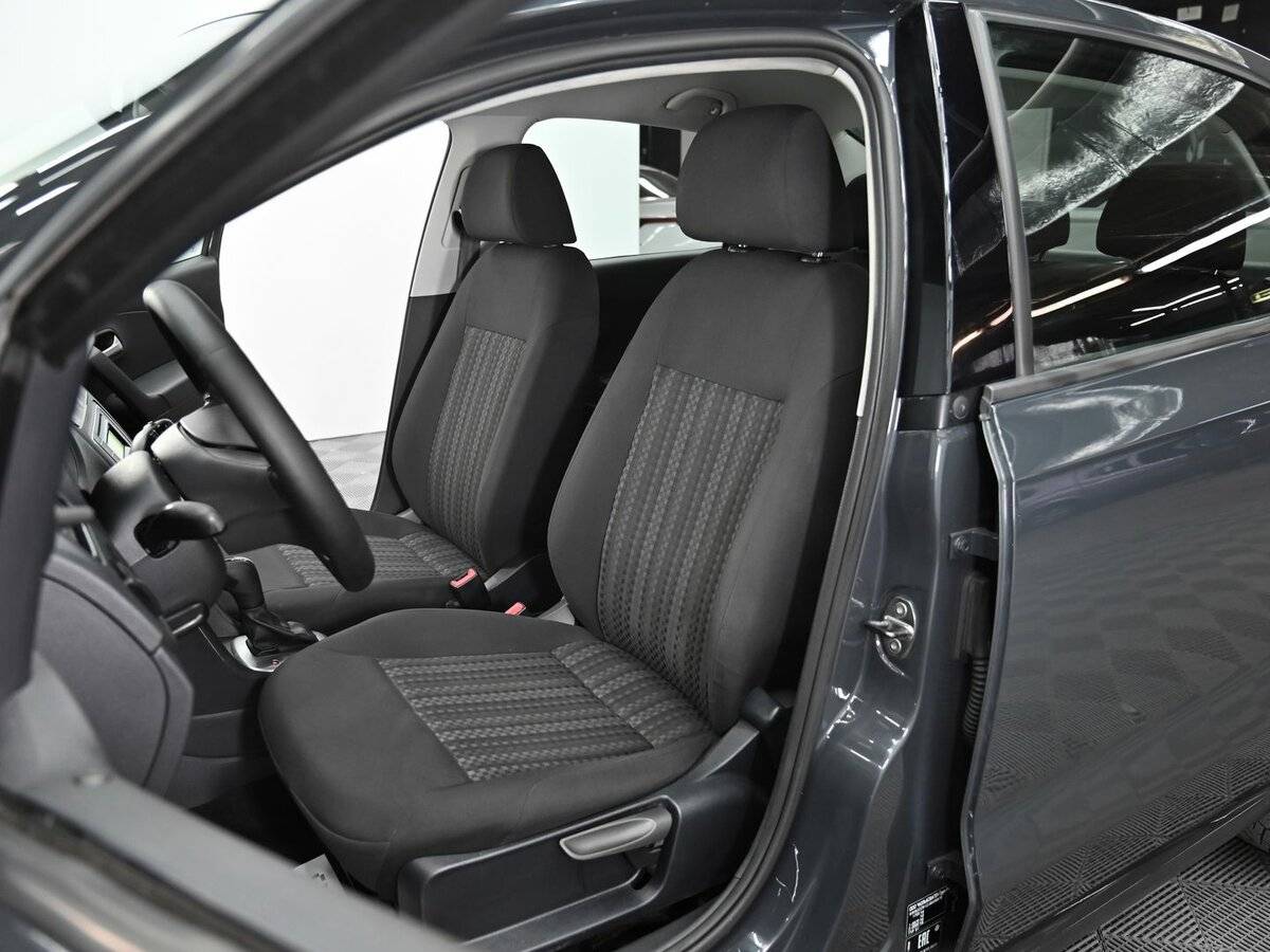 Купить Volkswagen Polo, 2017, 113 000 км, фото №6