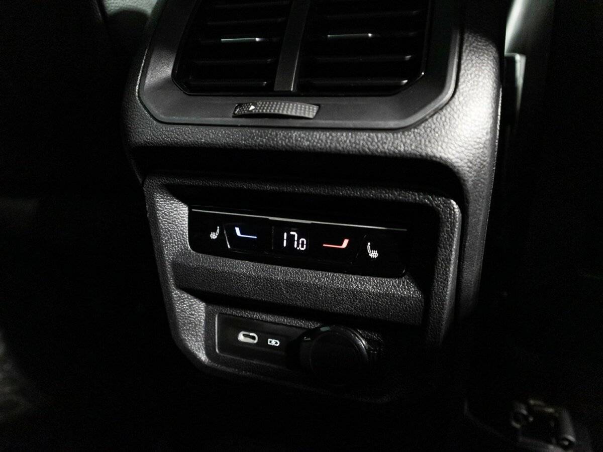 Купить Volkswagen Tiguan, 2021, 60 035 км, фото №25