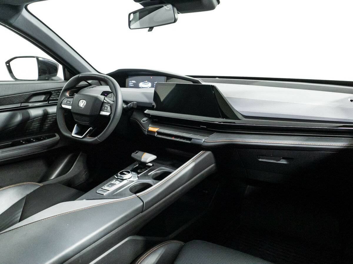 Купить Changan UNI-V, 2023, 30 000 км, фото №9