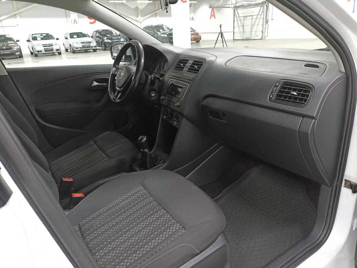 Купить Volkswagen Polo, 2018, 92 702 км, фото №11