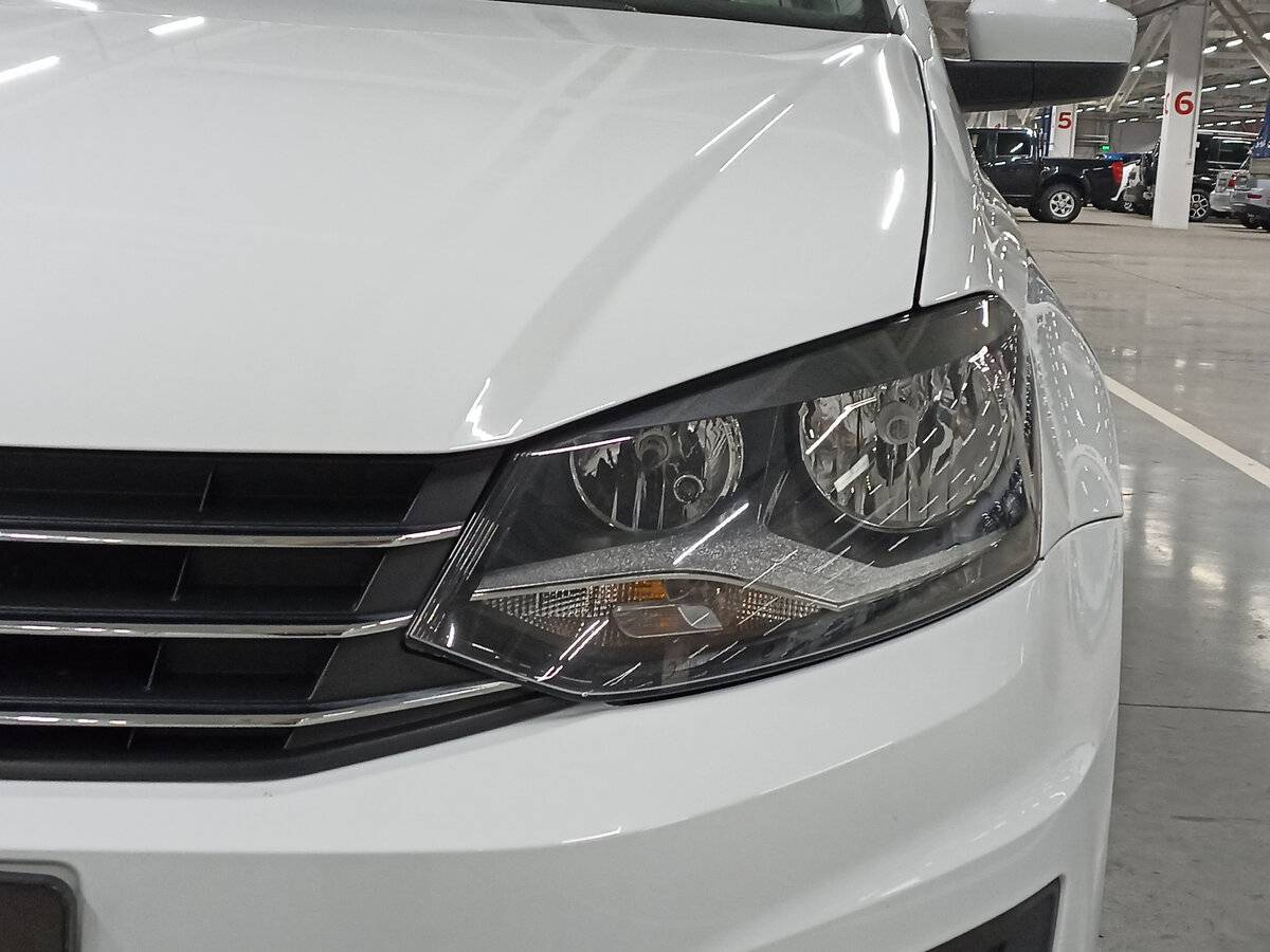 Купить Volkswagen Polo, 2018, 92 702 км, фото №17