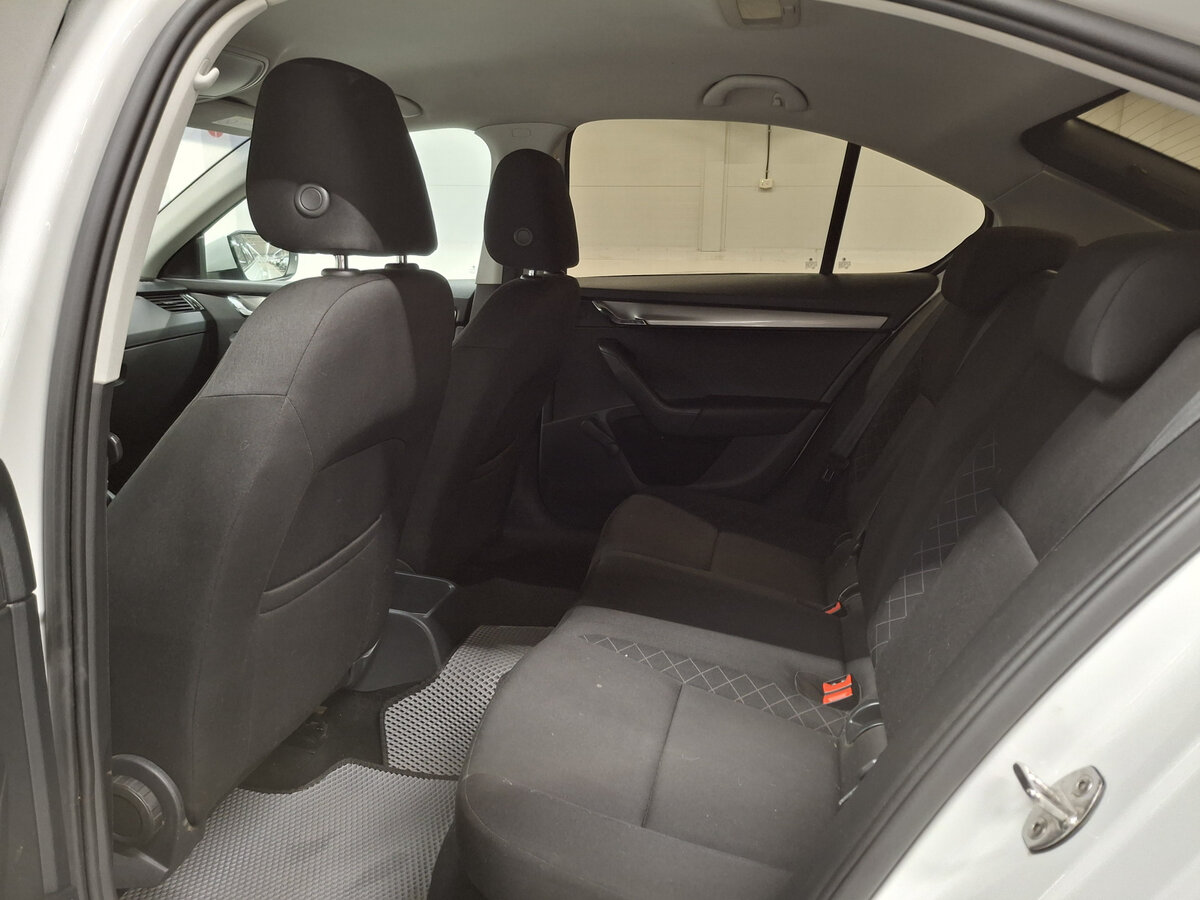 Купить Skoda Octavia III (A7) Рестайлинг, 2018, 227 203 км, фото №12