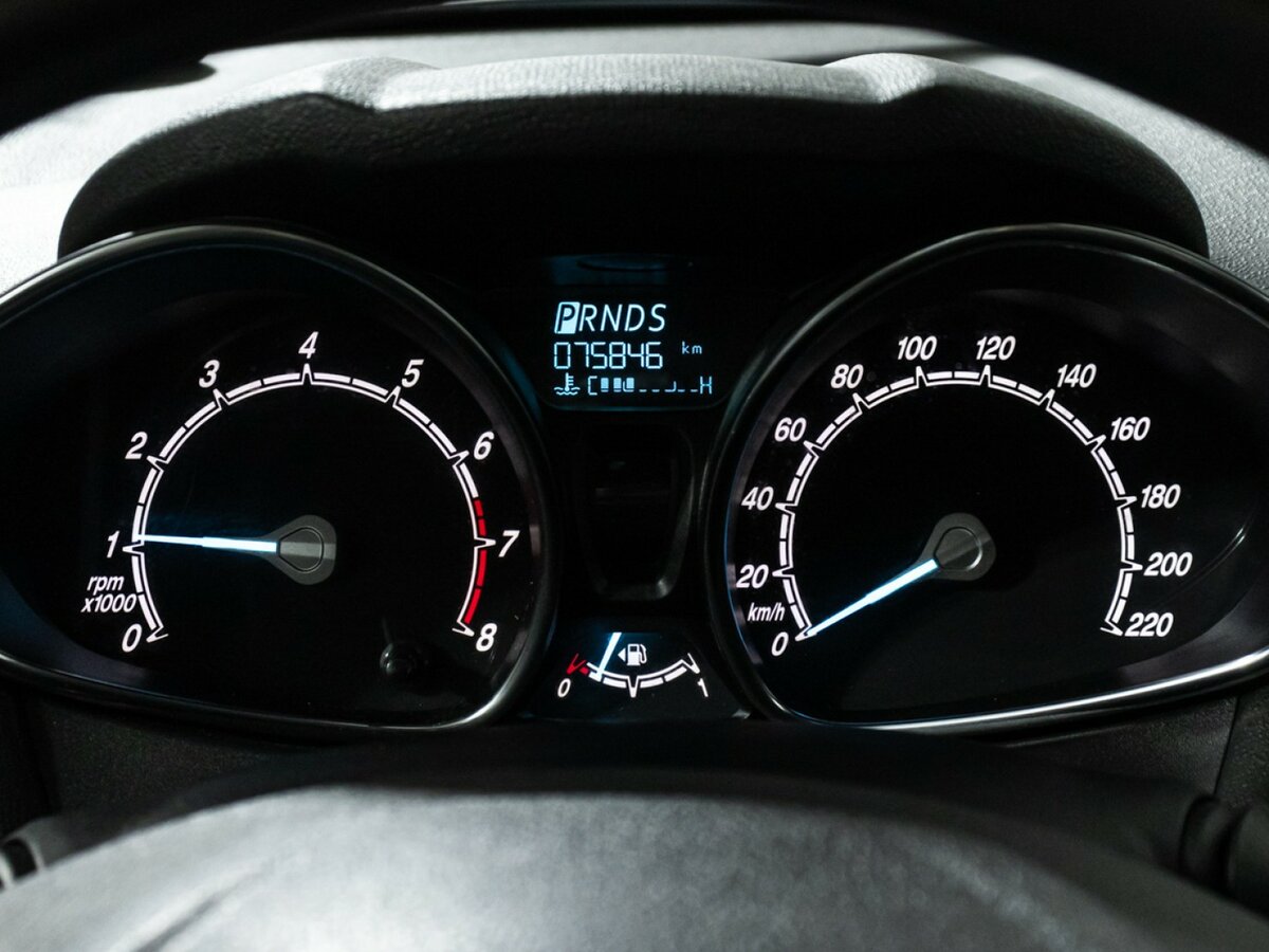 Купить Ford Fiesta Mk6 Рестайлинг, 2016, 75 842 км, фото №12