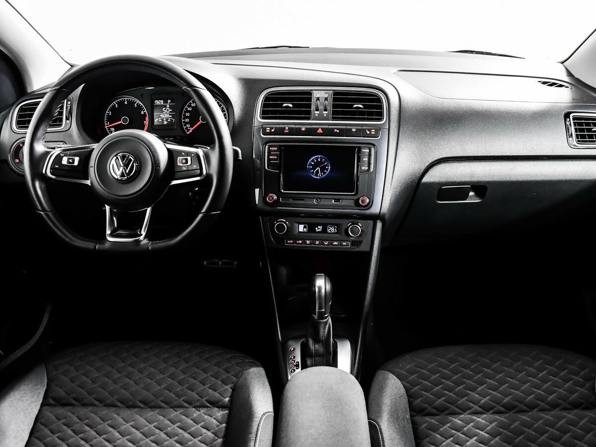Купить Volkswagen Polo V Рестайлинг, 2018, 45 978 км, фото №10