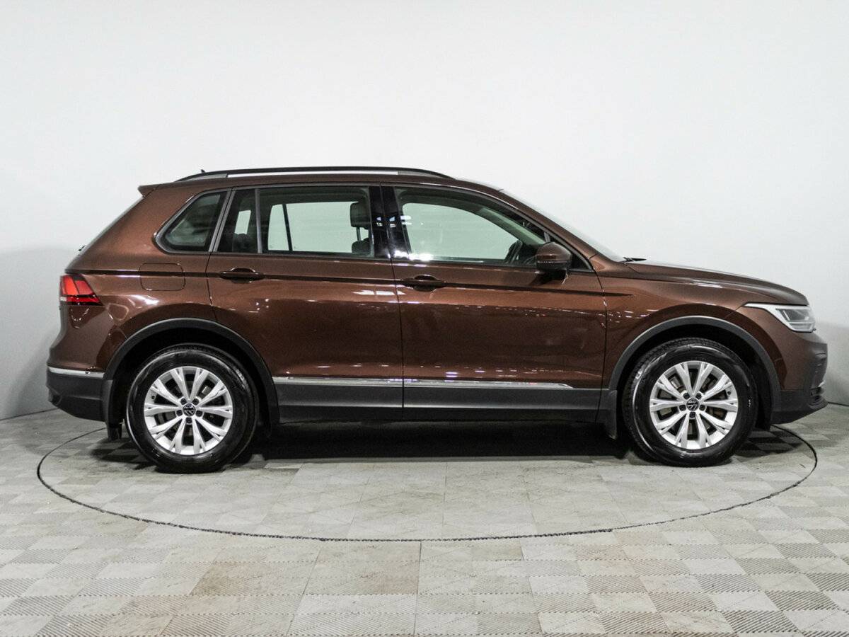 Купить Volkswagen Tiguan II Рестайлинг, 2021, 81 000 км, фото №4
