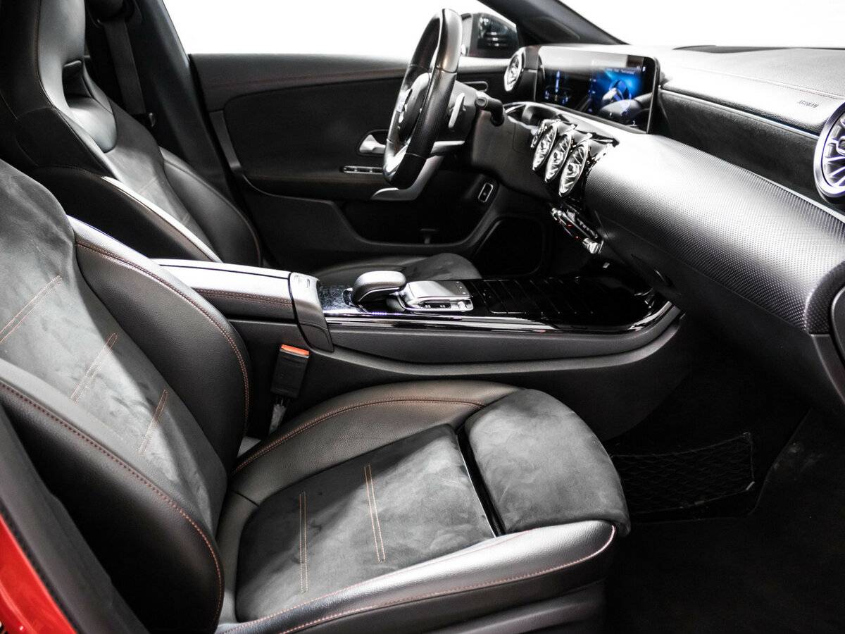 Купить Mercedes-Benz CLA 200 II (C118, X118), 2019, 52 125 км, фото №10