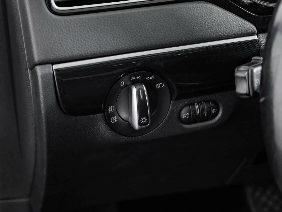 Купить Volkswagen Jetta VI Рестайлинг, 2017, 139 184 км, фото №21