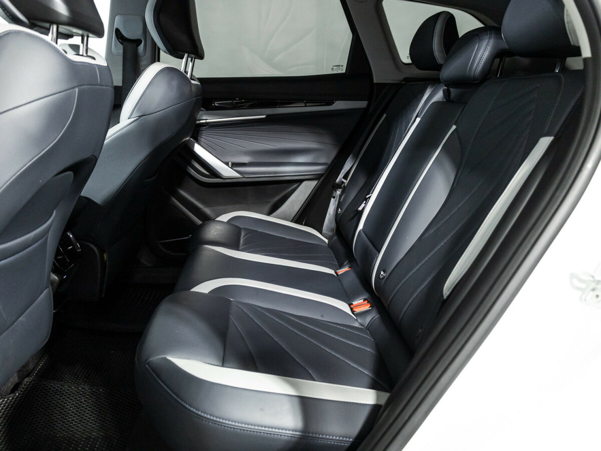 Купить Geely Atlas II, 2023, 36 631 км, фото №8